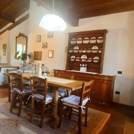 Dimora Amalthea Laghi Maggiore E Monate Angera